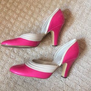 Seychelles Pink Patent Leather Pump